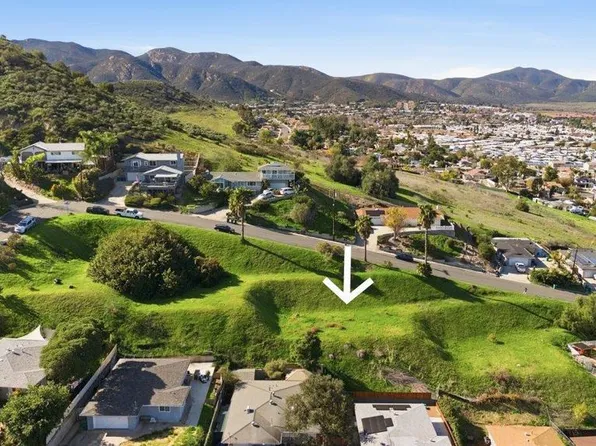 8513 Placid View Dr, Santee, CA 92071