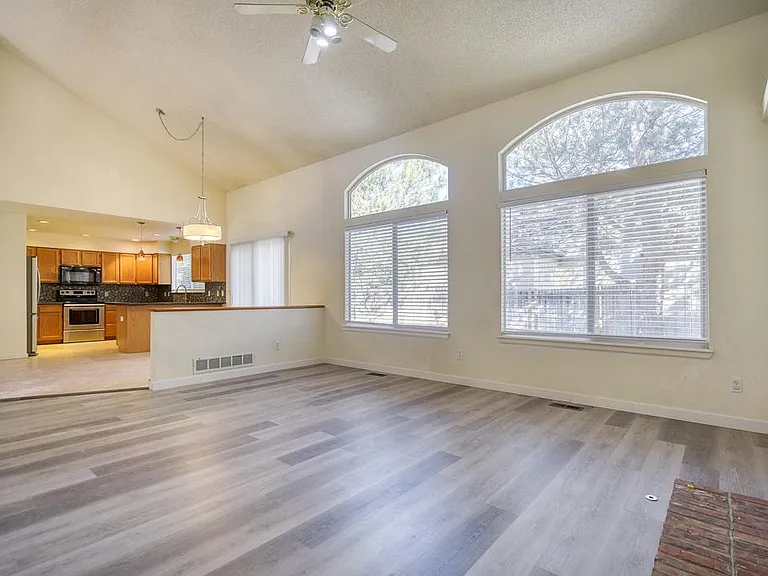 20455 E Crestline Pl — Photo 4