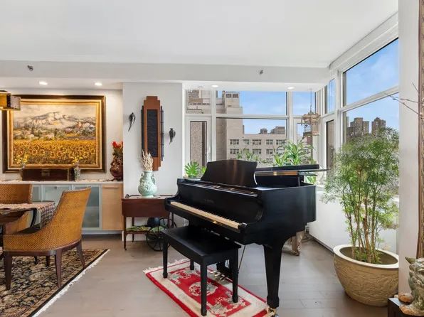 404 East 76th Street image 1 of 11