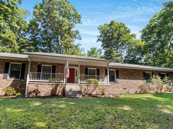 8345 Ardene Ln, La Plata, MD 20646