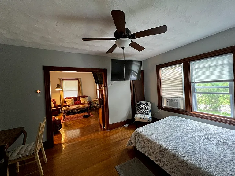 25 W Warwick Ave — Photo 12