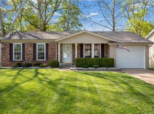 3 Chappel Ct, Ballwin, MO 63021