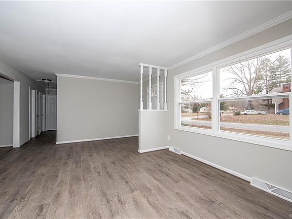 3rd image of 7900 Serena Ln