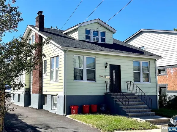 208 Wayne Ave, Cliffside Park, NJ 07010
