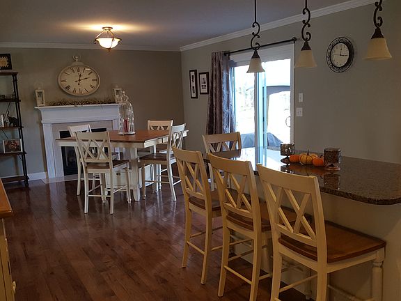 5th image of 91 Twin Birch Dr