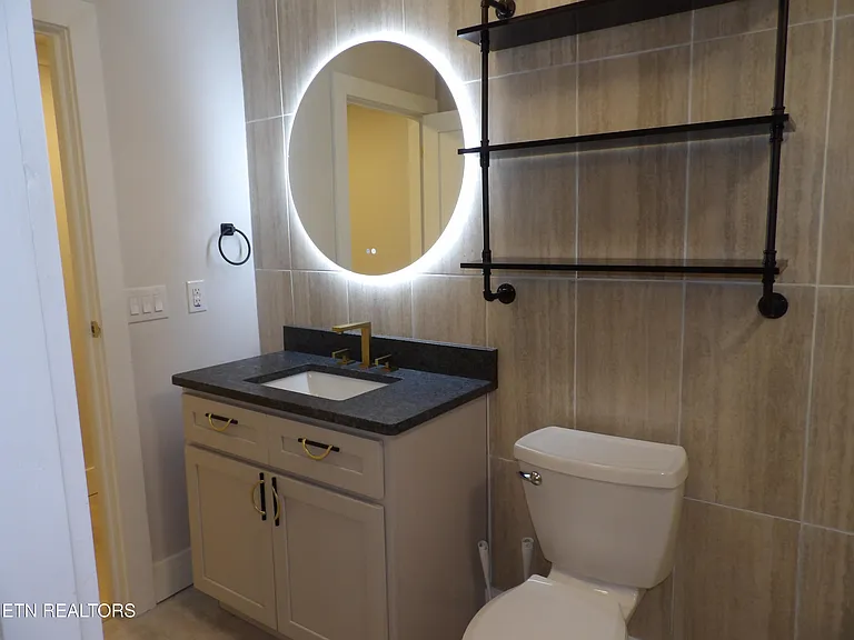 1008 Natchez Trce — Photo 13