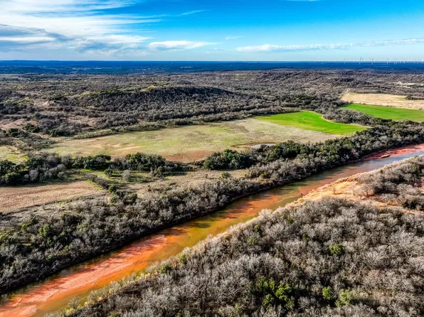 515 Reeves Rd, Newcastle, TX 76372