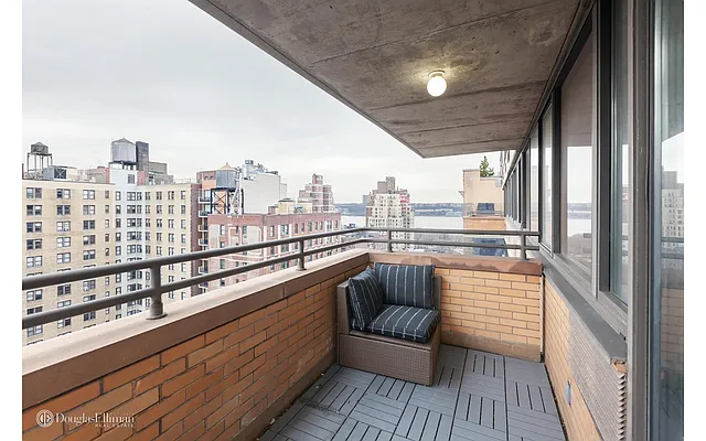 Rented by Douglas Elliman | media 2