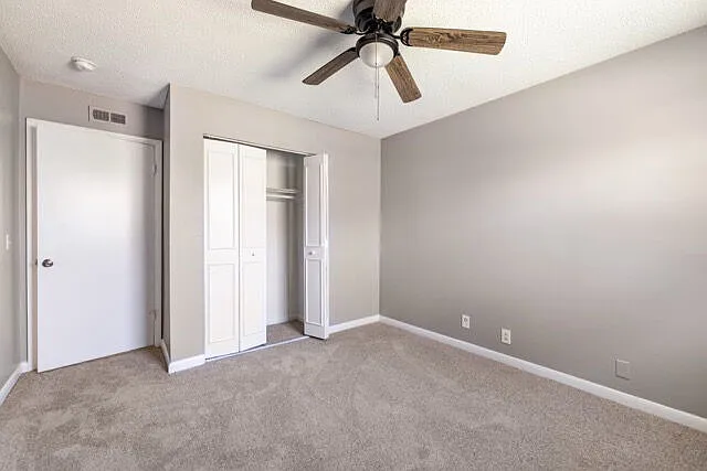 Sycamore Villas — Photo 23
