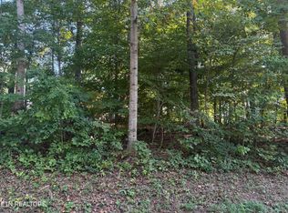 204 Kawatuska Ln, Loudon, TN 37774