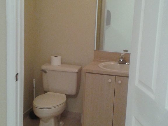 4th image of 10632 NW 87th Ct #10632