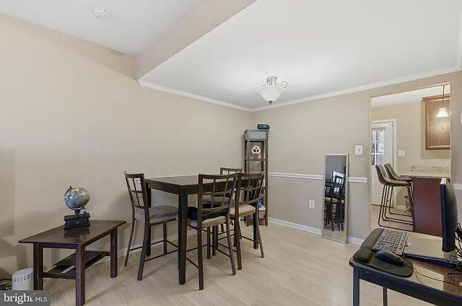 4044 Bluebird Dr — Photo 3