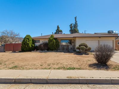 9512 Alta Monte Ave NE, Albuquerque, NM, 87111