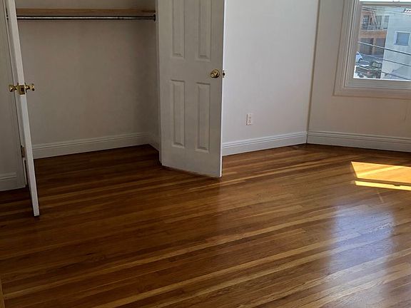 4th image of 2155 Mission St #409