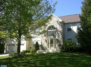 2 Collage Ln, Cherry Hill, NJ 08003
