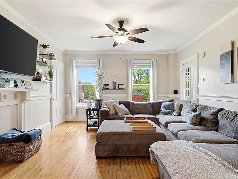 5 Osgood Pl #C — Photo 9