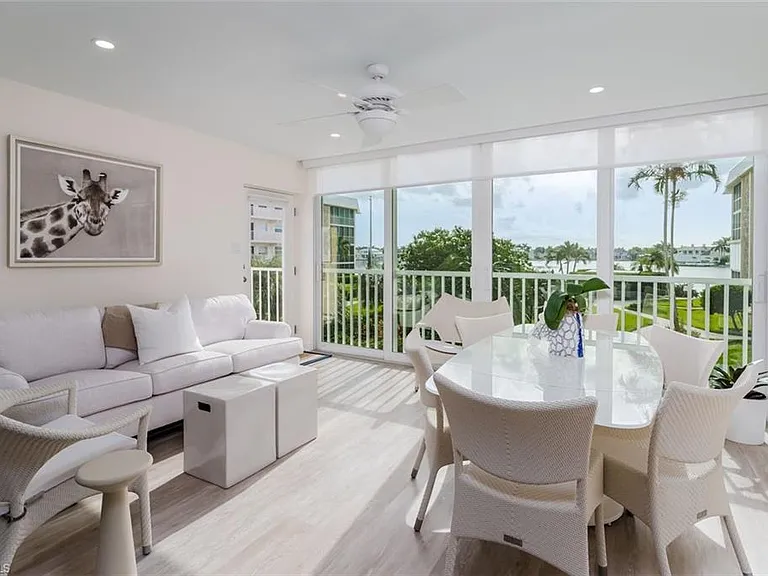 3450 Gulf Shore Blvd N #210 — Photo 8