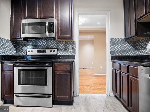 3rd image of 14811 Belle Ami Dr #95