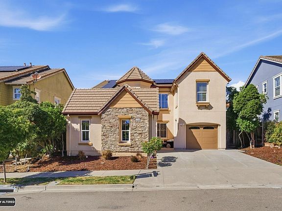 2nd image of 2556 Harlow Ln