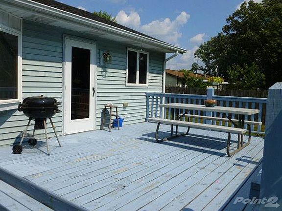 Large inviting deck