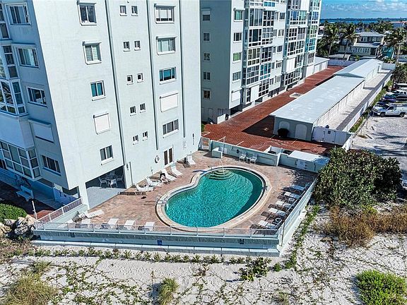 5th image of 5200 GULF DRIVE #302