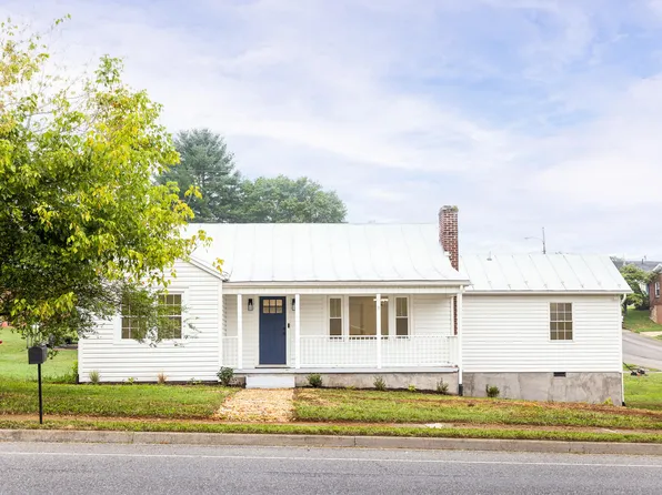 365 Magnolia Ave, Buena Vista, VA 24416