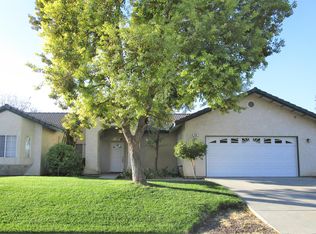835 Burlwood Ave, Hanford, CA