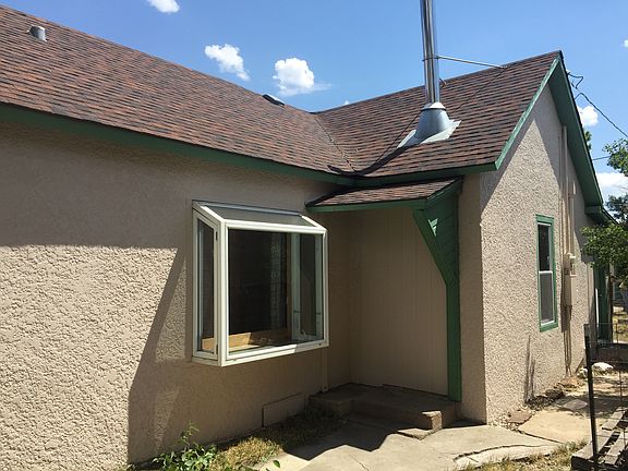 2nd image of 161 Hodgeman St