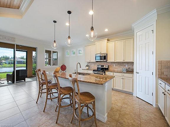 3rd image of 14649 Tropical Dr
