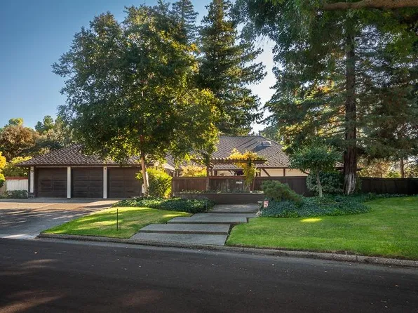 5838 E Acorn Ct, Stockton, CA 95212