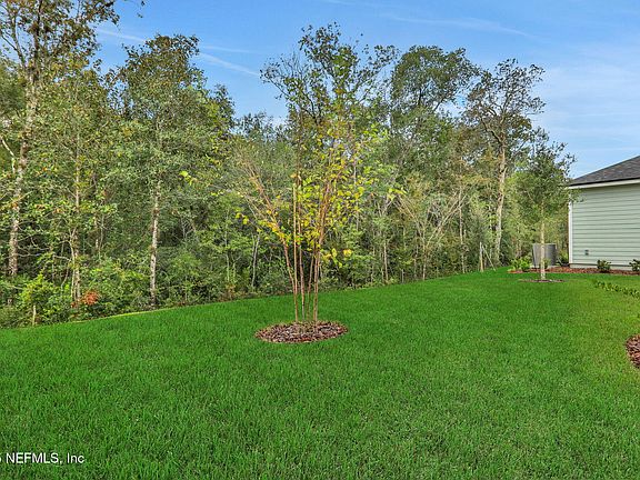 5th image of 592 FARMFIELD Drive