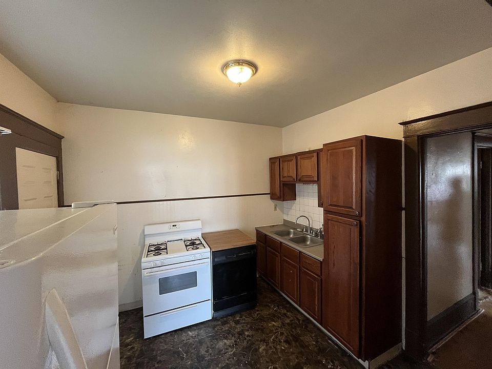 810 North 35th Street - 2 - 810 N 35th St Milwaukee WI | Zillow