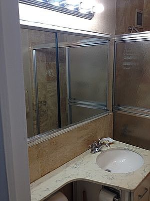 1st image of 58 W 58th St APT 20D