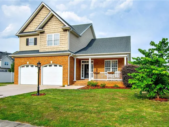 2513 Brook Stone Dr, Clemmons, NC 27012