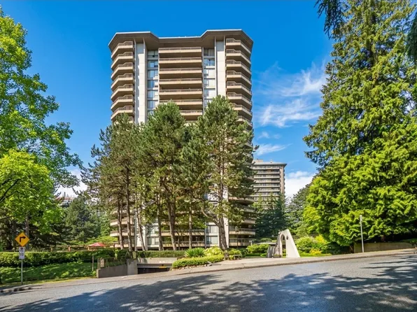 2041 Bellwood Ave #1808, Burnaby, BC V5B 4V5