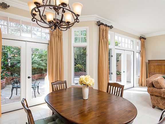 3rd image of 3728 Paseo Vista Famosa