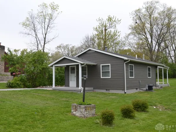 2782 Arthur Rd, Springfield, OH 45502