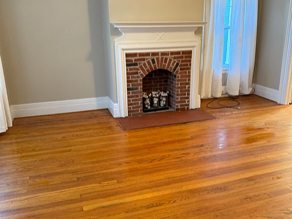 4th image of 84 Claremont Ave
