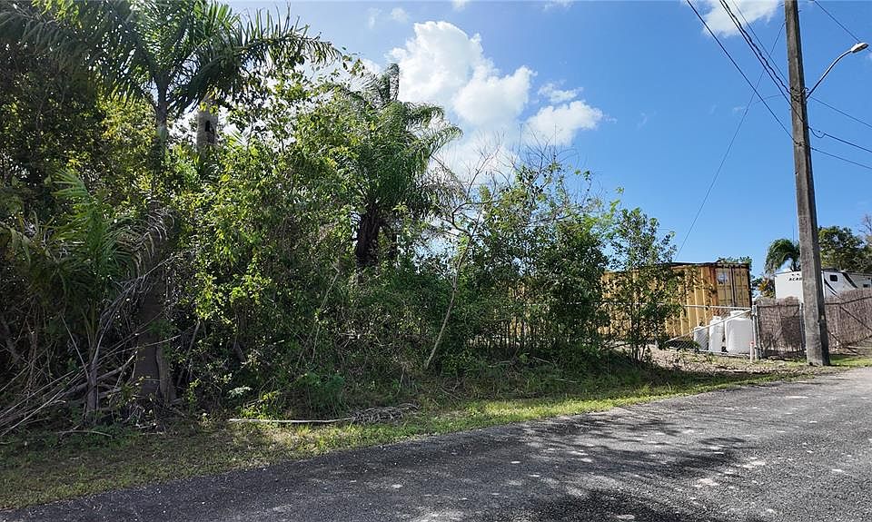 1st image of URB. HACIENDAS DEL DORADO CALLE MAGA #80
