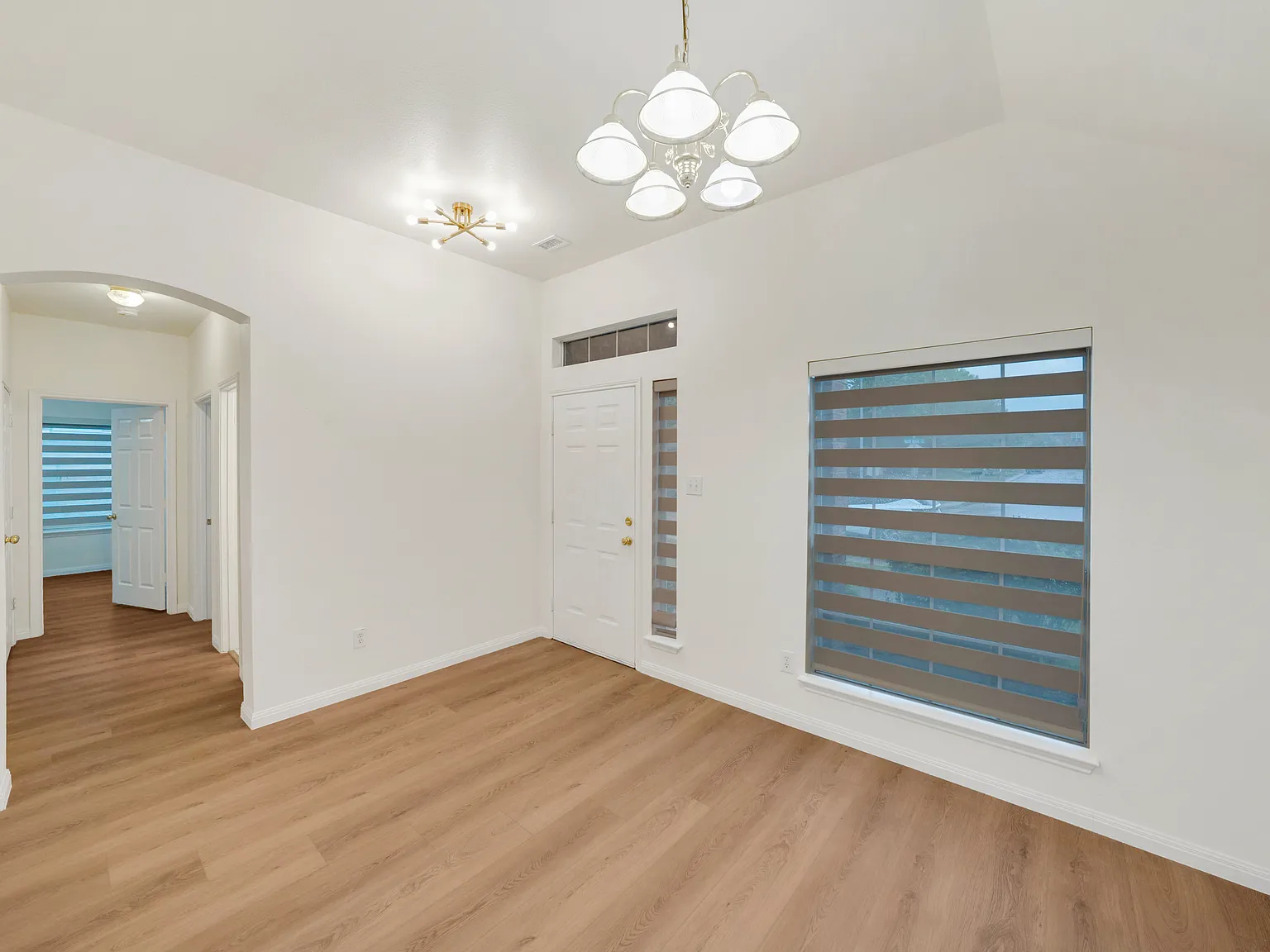 3 bed, 1594 sqft, $2,300 — Photo 2