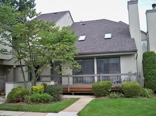28 Talbot St #21, Somerset, NJ 08873