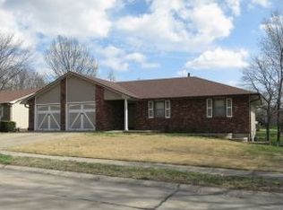 2006 Bridgewater Dr, Columbia, MO 65202