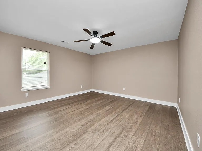 2430 Dolly Wright St #B — Photo 36
