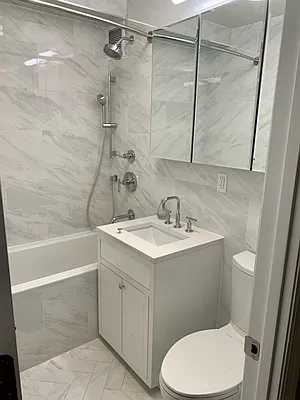 Rented by UES Management | media 19