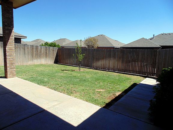 3rd image of 5711 Carmel Ct