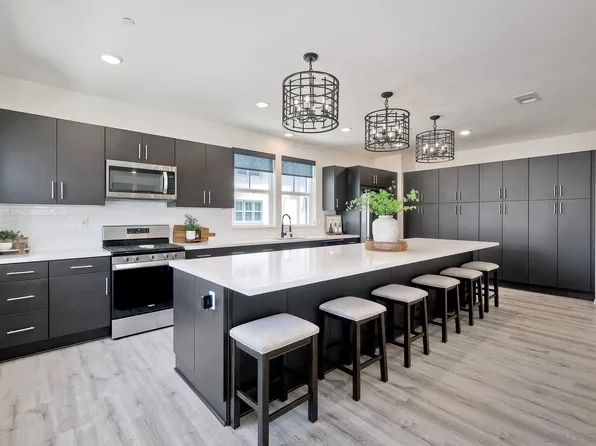 5381 Calle Rockfish #54, San Diego, CA 92154