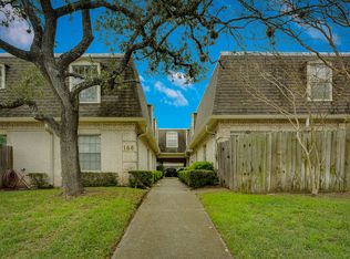 168 Barilla Pl #A-102, Alamo Heights, TX 78209