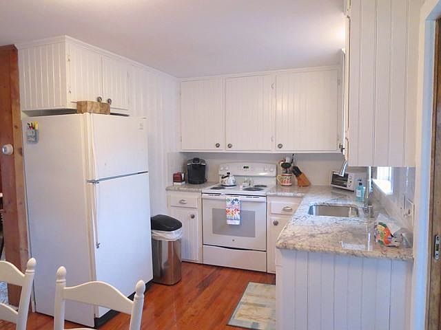 Kitchen - Newly Redone with granite counter tops and dishwas
