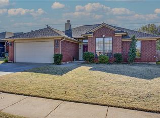 2812 Sandstone Dr, Norman, OK 73071