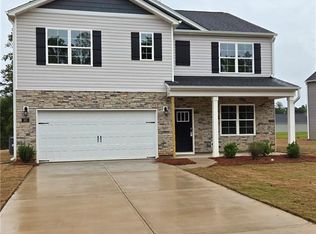 165 Sugarberry Dr #21, Stokesdale, NC 27357